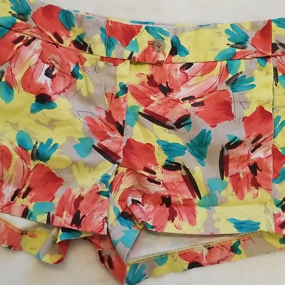 Women's Floral J Crew Shorts Size 2 Yellow Red ⚘ - Picture 2 of 8